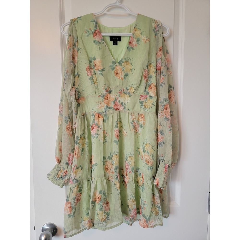 Lumiere Lught Green Floral Long Sleeve Cold Shoulder Tiered Dress